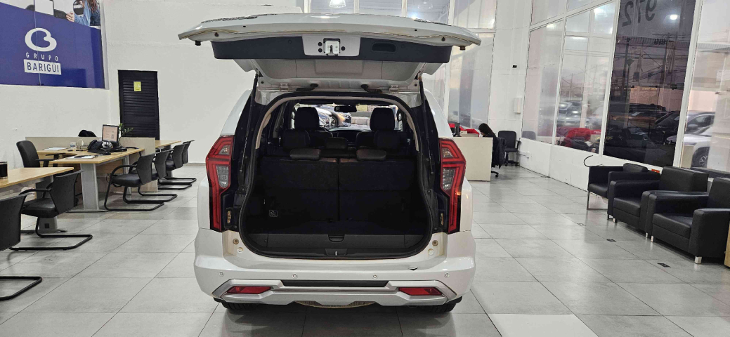pajero sport hpe-s 4x4 2.4 tb at diesel automatico 2024/258
