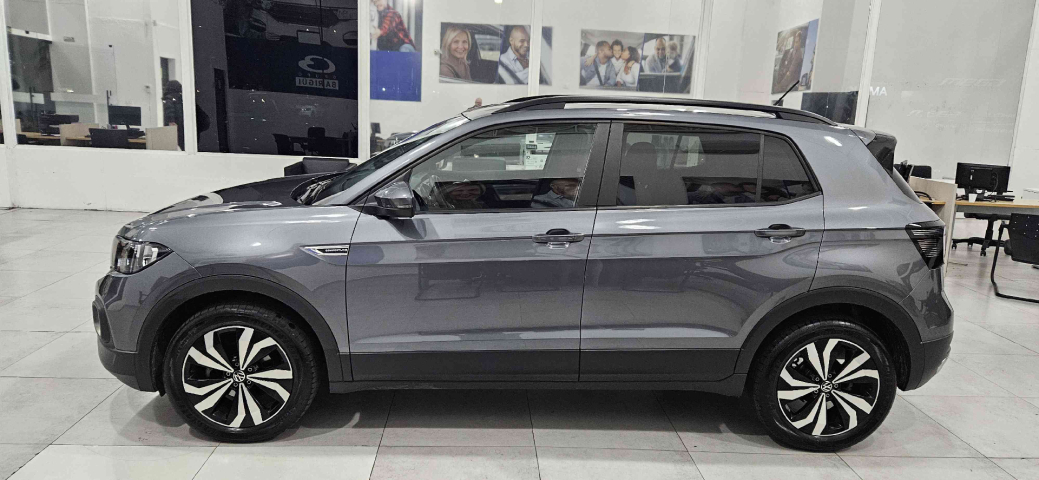 volkswagen t-cross 1.0 200 tsi total flex comfortline automatico 4p 20234