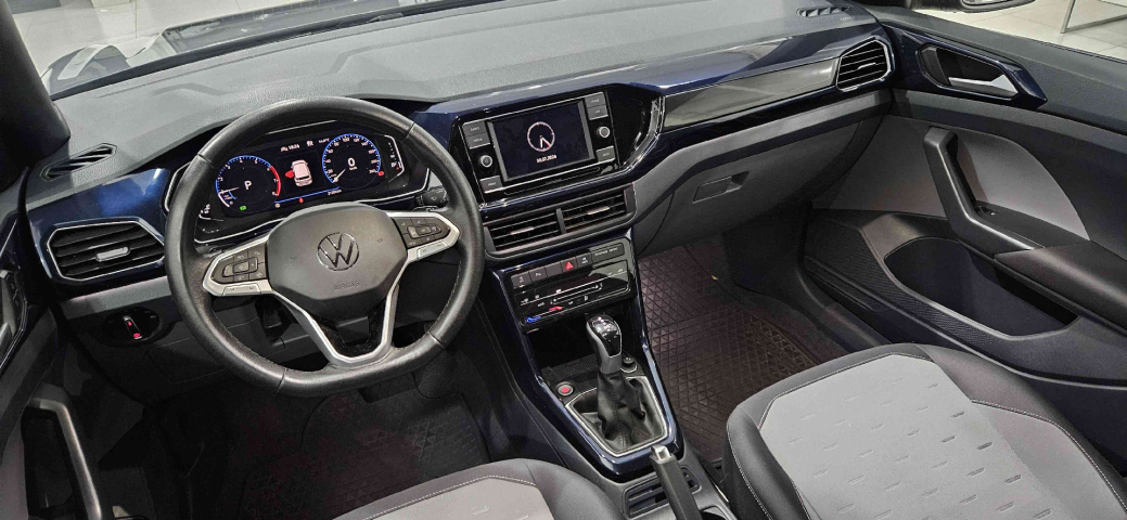 volkswagen t-cross 1.0 200 tsi total flex comfortline automatico 4p 202312