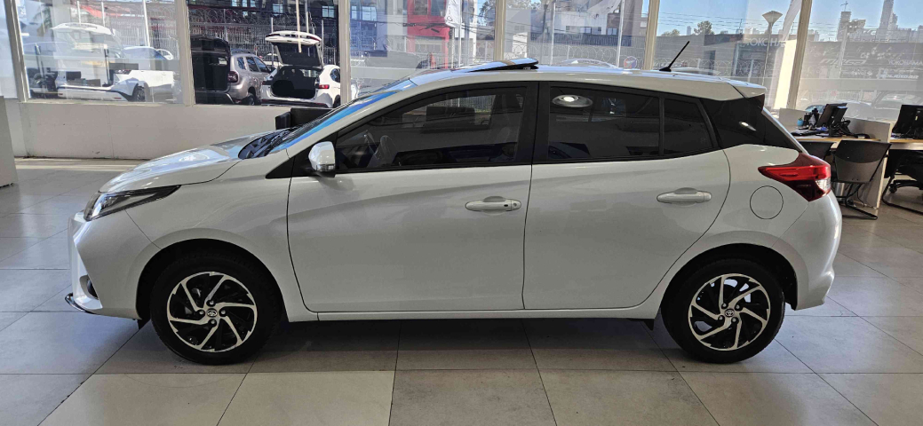 toyota yaris 1.5 16v flex xls multidrive 4p automatico 20244