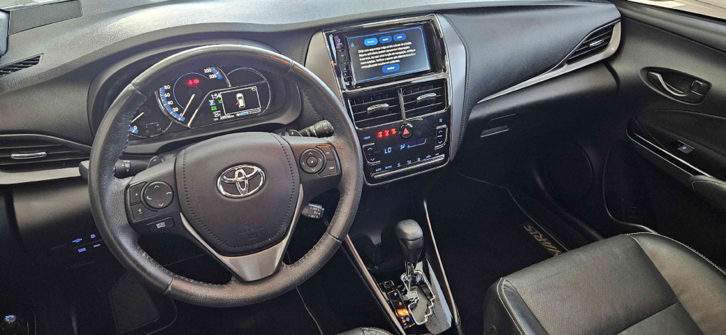 toyota yaris 1.5 16v flex xls multidrive 4p automatico 202413