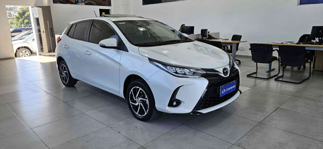 toyota yaris 1.5 16v flex xls multidrive 4p automatico 20241