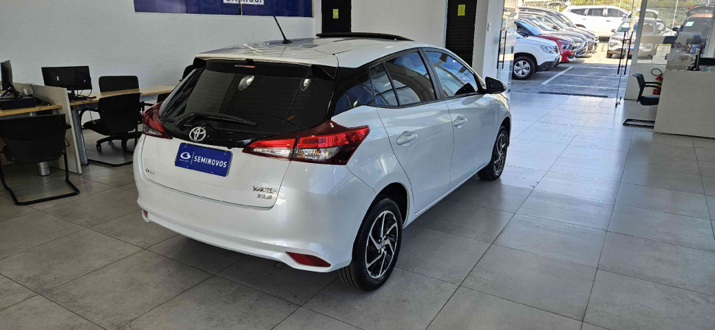 toyota yaris 1.5 16v flex xls multidrive 4p automatico 20247