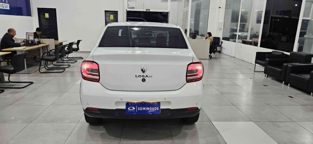 renault logan 1.6 16v sce flex zen x-tronic 4p automatico 20226