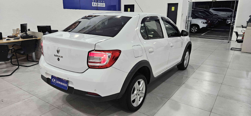 renault logan 1.6 16v sce flex zen x-tronic 4p automatico 20227