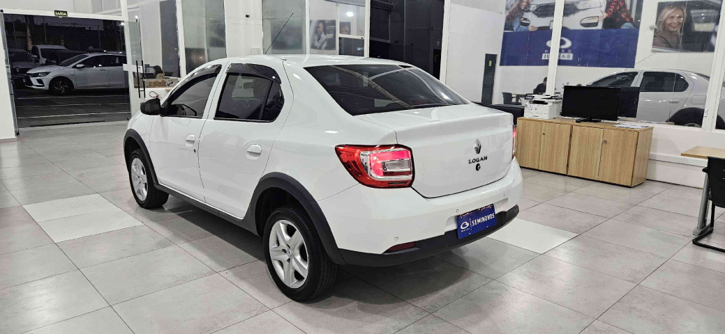 renault logan 1.6 16v sce flex zen x-tronic 4p automatico 20225