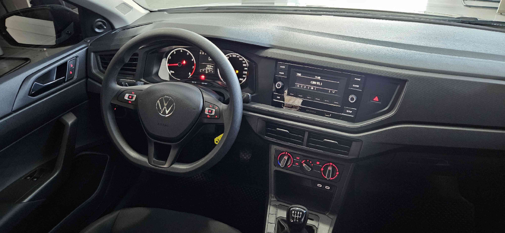 volkswagen polo 1.0 mpi track manual flex 4p 202413
