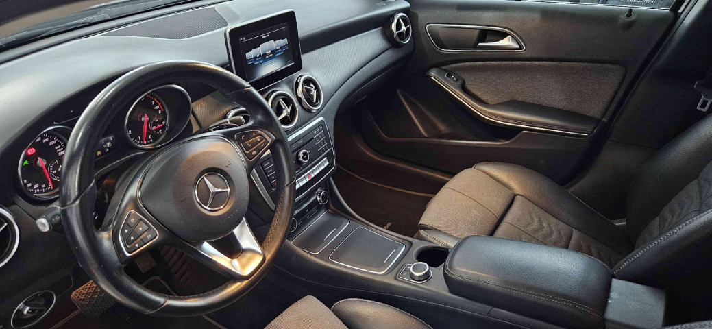 mercedes-benz gla 200 1.6 cgi flex style 7g-dct 4p automatico 20199