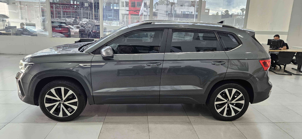 volkswagen taos 1.4 250 tsi total flex highline automatico 4p 20224
