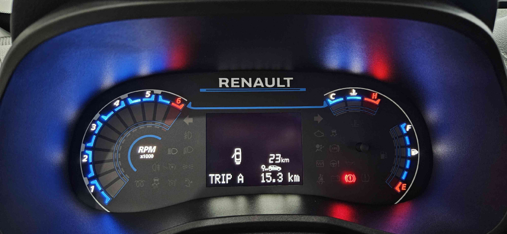 kwid intense 1.0 71hp14