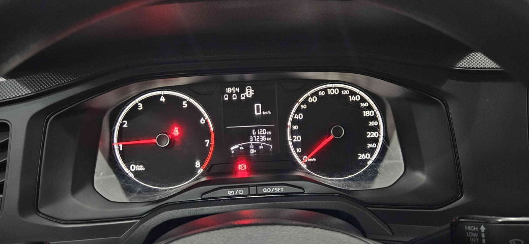 Volkswagen Polo 1.0 Mpi Track Manual Flex 4P 2025 15