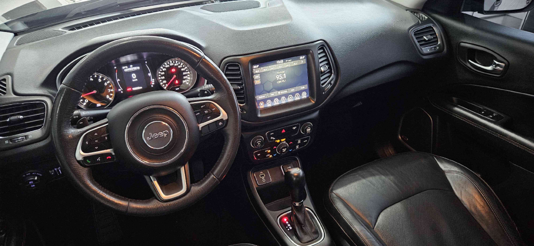 jeep compass 2.0 16v flex longitude automatico 4p 201813