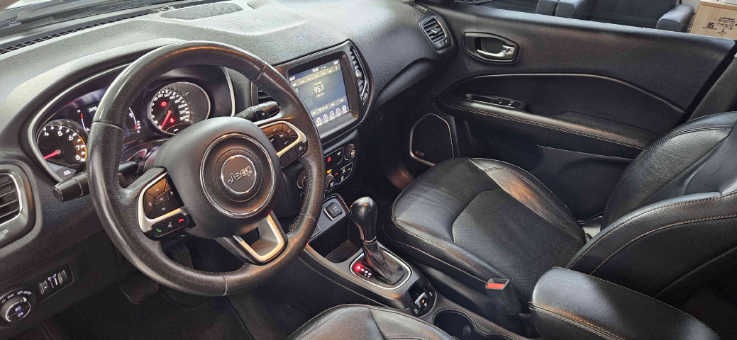jeep compass 2.0 16v flex longitude automatico 4p 201810