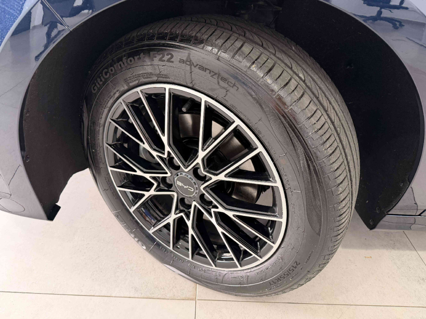 BYD KING 1.5 DM-I PHEV GS AUTOMÁTICO13