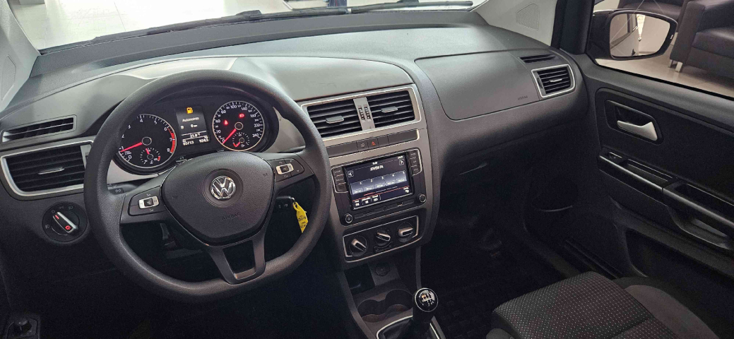 Volkswagen Fox 1.6 Msi Total Flex Connect 4P Manual 14