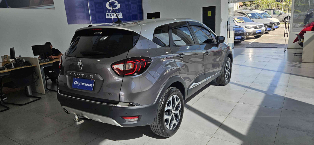 renault captur 1.3 tce flex intense x-tronic 4p automatico 20225