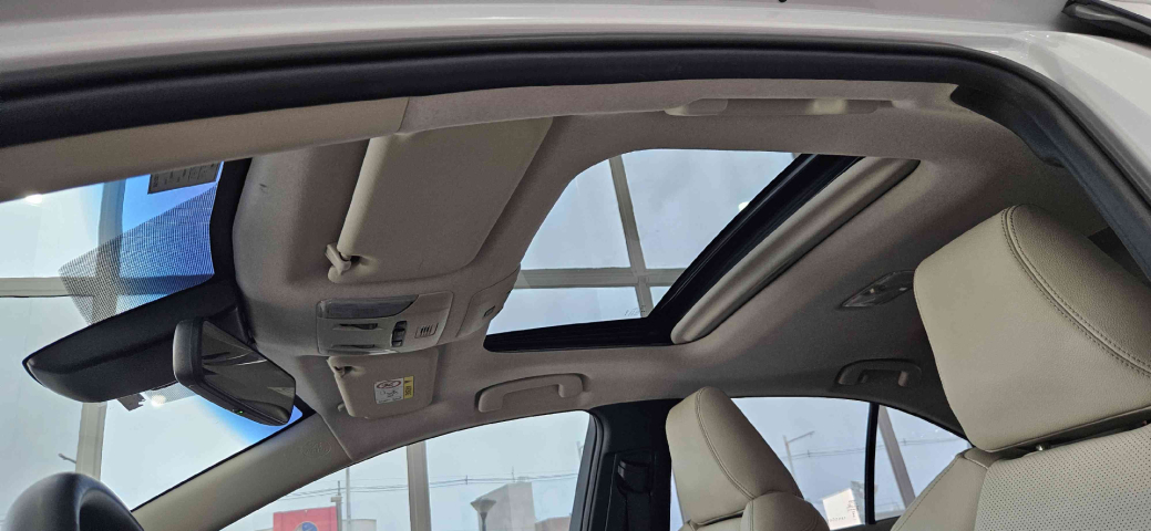 Toyota COROLLA Híbrido Automático16