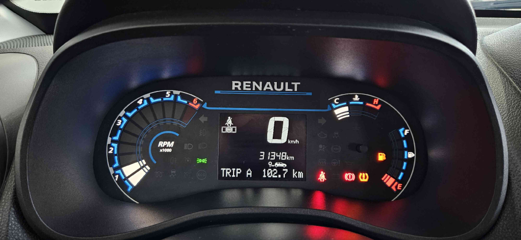 Renault KWID ZEN 1.0 12V SCE Flex Manual15