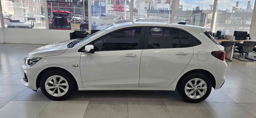 Chevrolet ONIX 1.0 TURBO FLEX LT MANUAL4