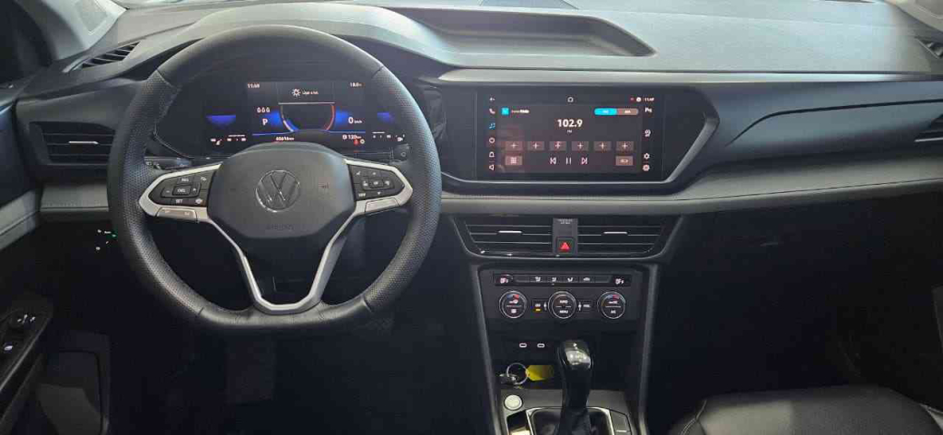 Volkswagen TAOS Flex Automático15