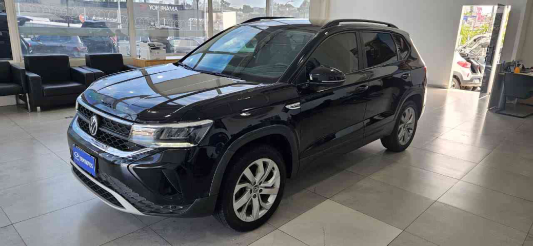 Volkswagen TAOS Flex Automático3
