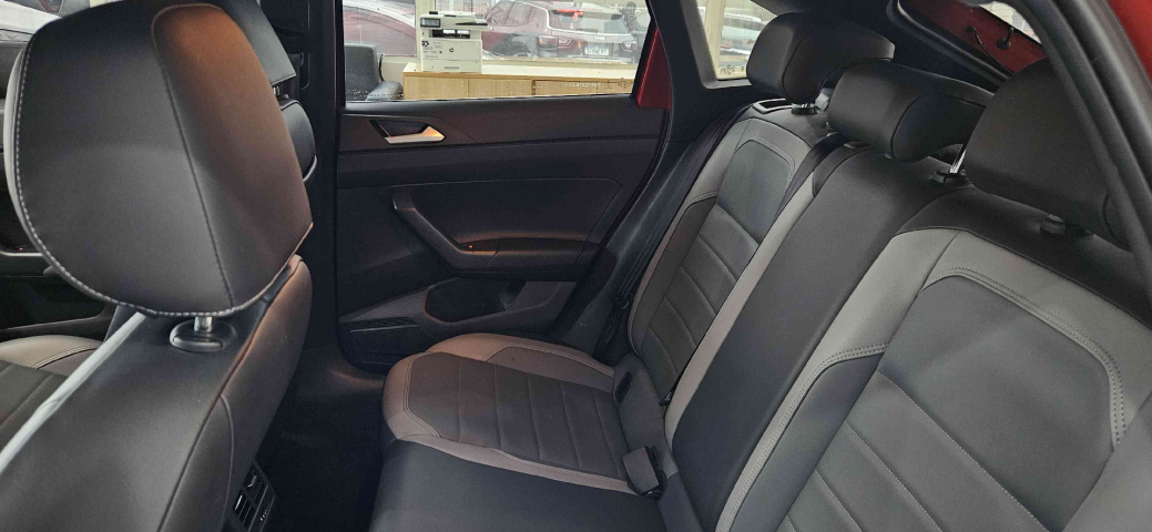 Volkswagen NIVUS Flex Automático12