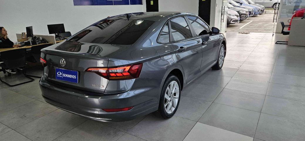 Volkswagen JETTA Flex Automático7