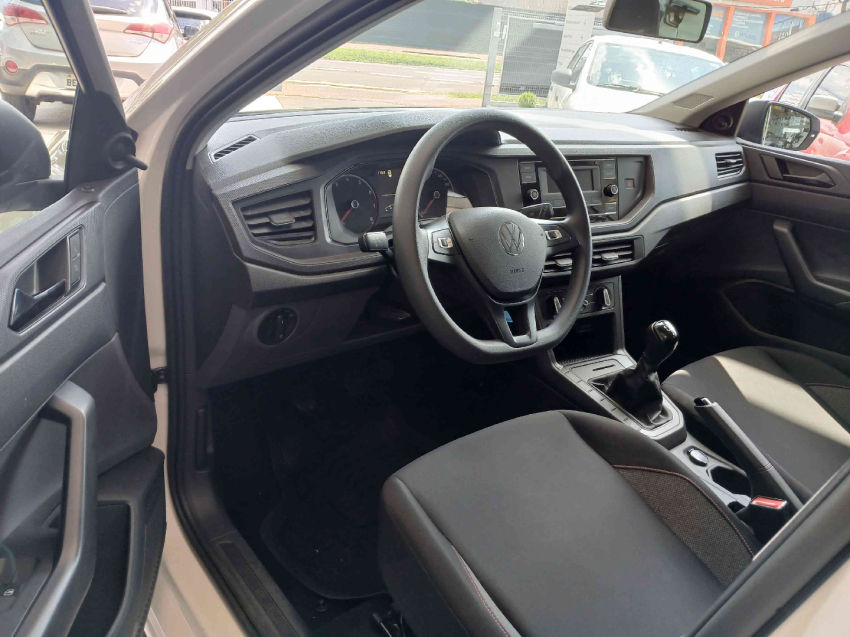 volkswagen polo 1.0 mpi track manual 2023/24