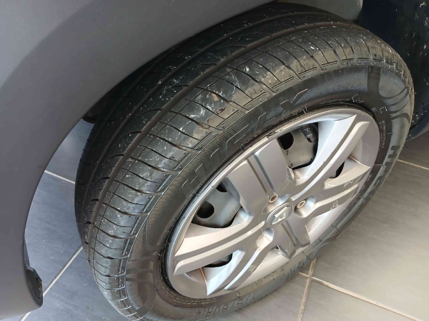 kwid flex manual 2022/23