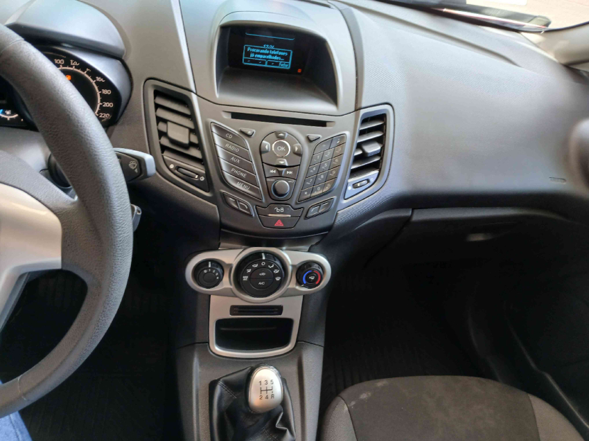 new fiesta style 1.6 manual