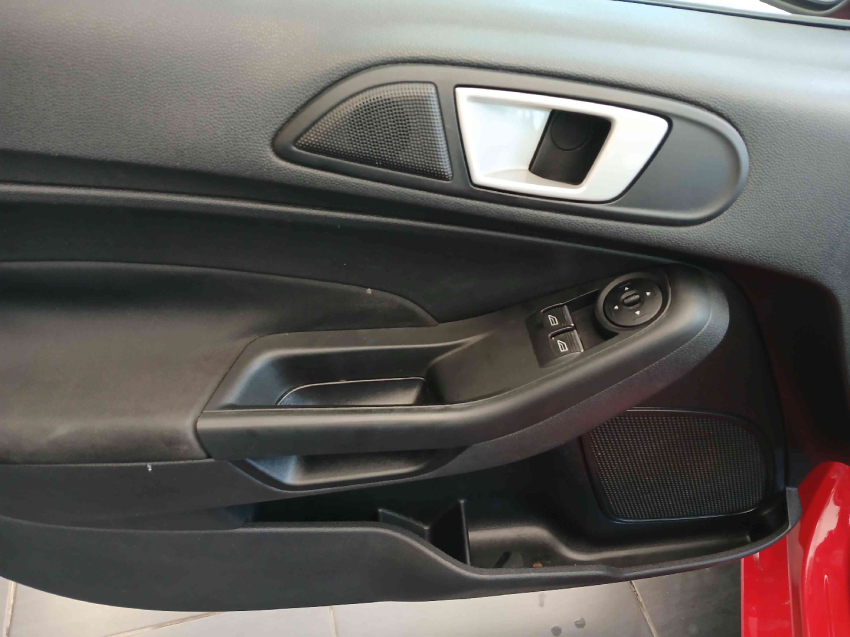 new fiesta style 1.6 manual