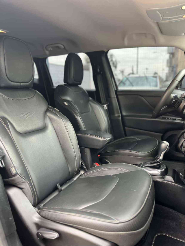 jeep renegade 1.3 t270 turbo flex longitude at6 4p automatico 2023