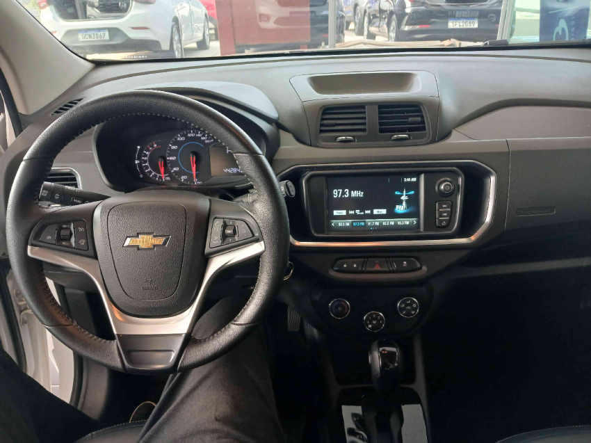 chevrolet spin premier flex automatico 2023/24