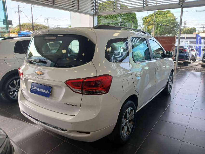 chevrolet spin premier flex automatico 2023/24