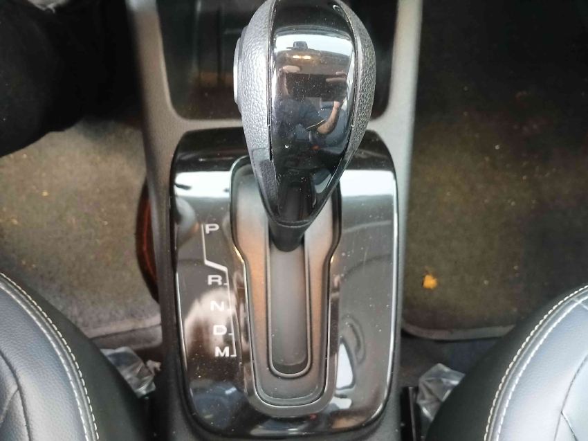 chevrolet spin premier flex automatico 2023/24
