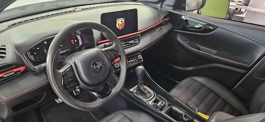 fiat fastback 1.3 turbo 270 flex abarth at6 4p automatico 2024