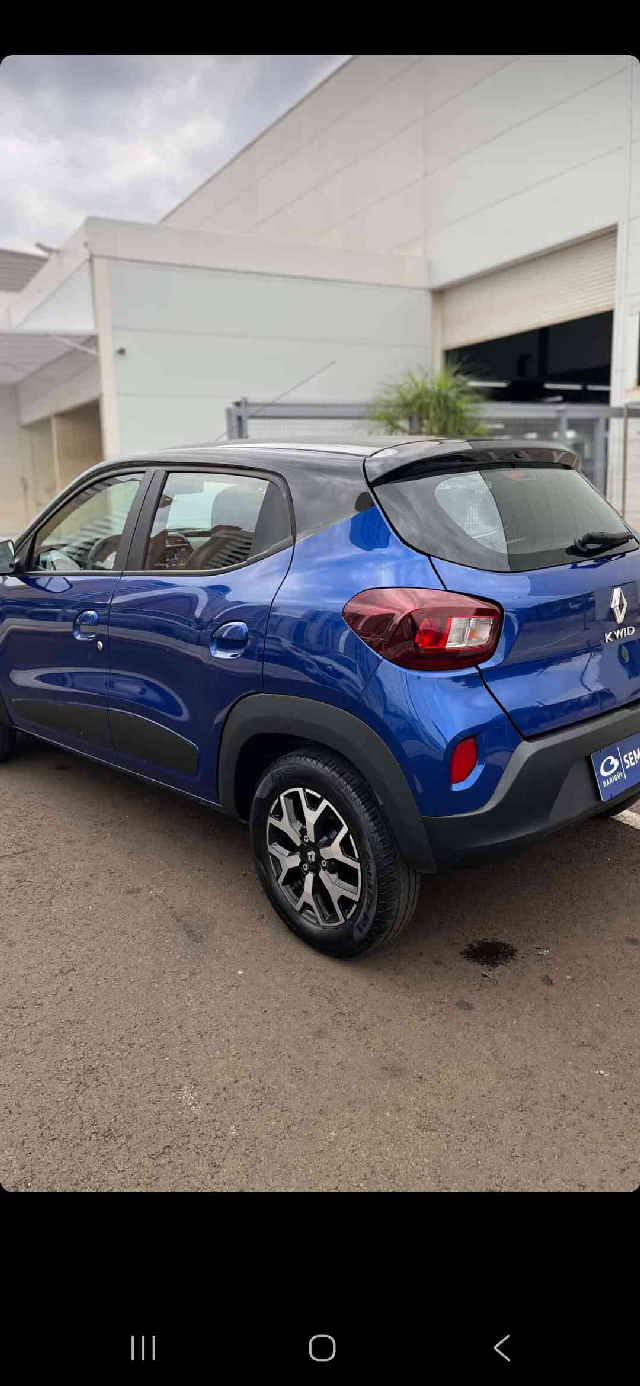 renault kwid 1.0 12v sce flex outsider manual 4p 2025