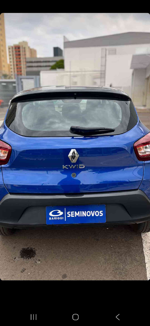 renault kwid 1.0 12v sce flex outsider manual 4p 2025