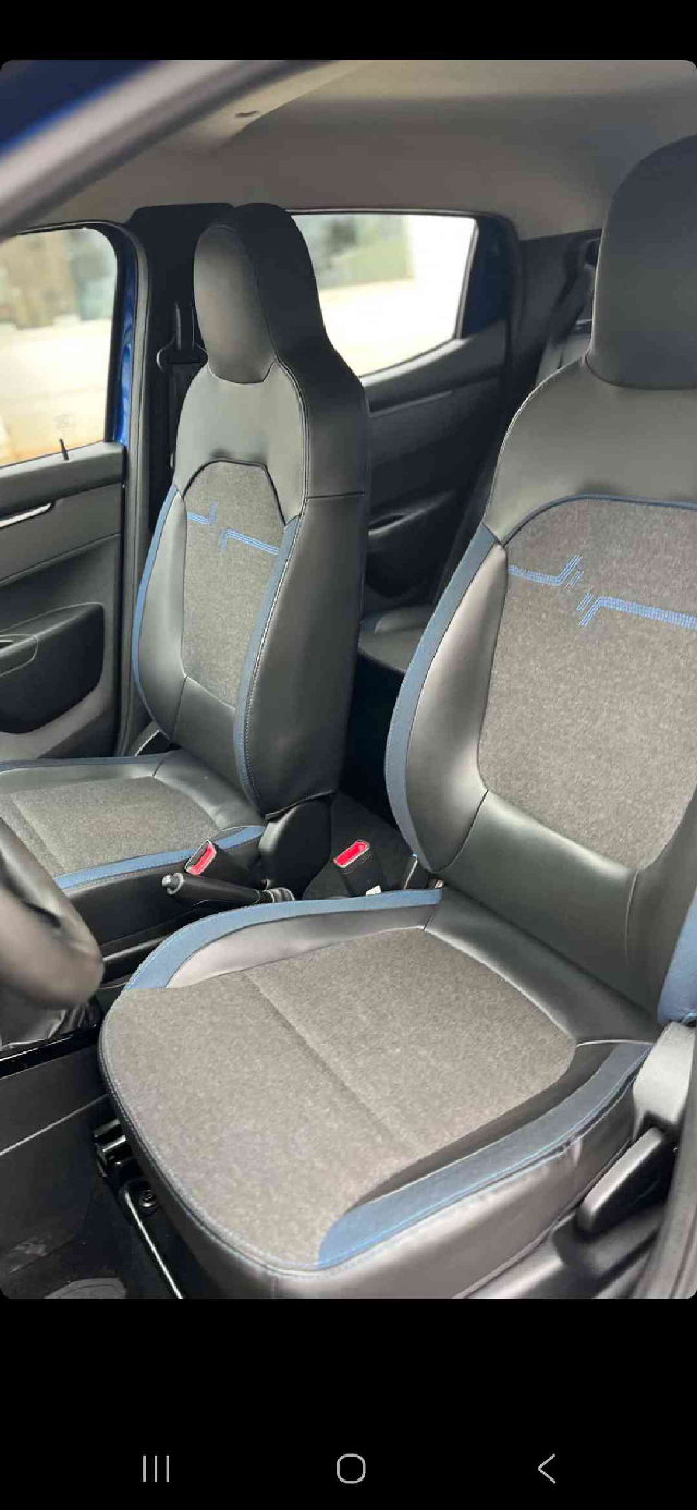 renault kwid 1.0 12v sce flex outsider manual 4p 2025