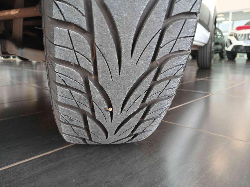 kwid outsider 1.0 12v7