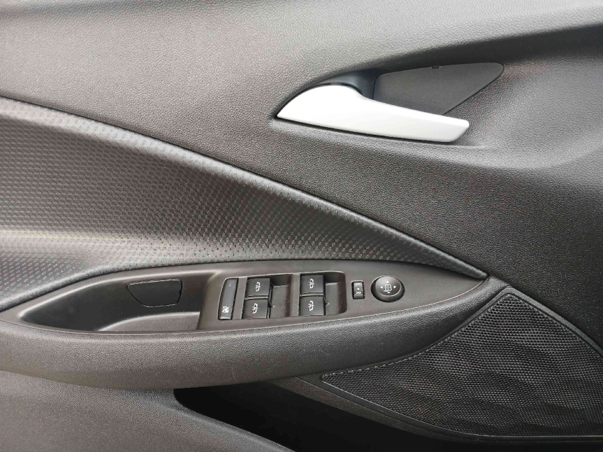 chevrolet onix lt 1.0 12v mt6 flex manual 2022/2210