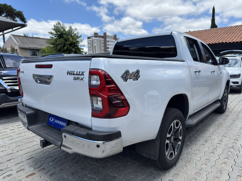 hilux cd dsl 4x4 srx at 23/246