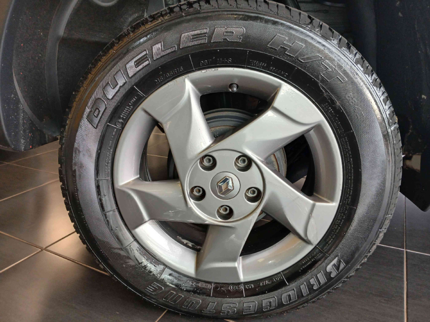 duster dynamique 2.0 16v at hiflex7