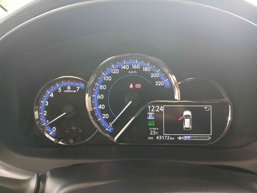 yaris hatch xs 1.5 cvt11