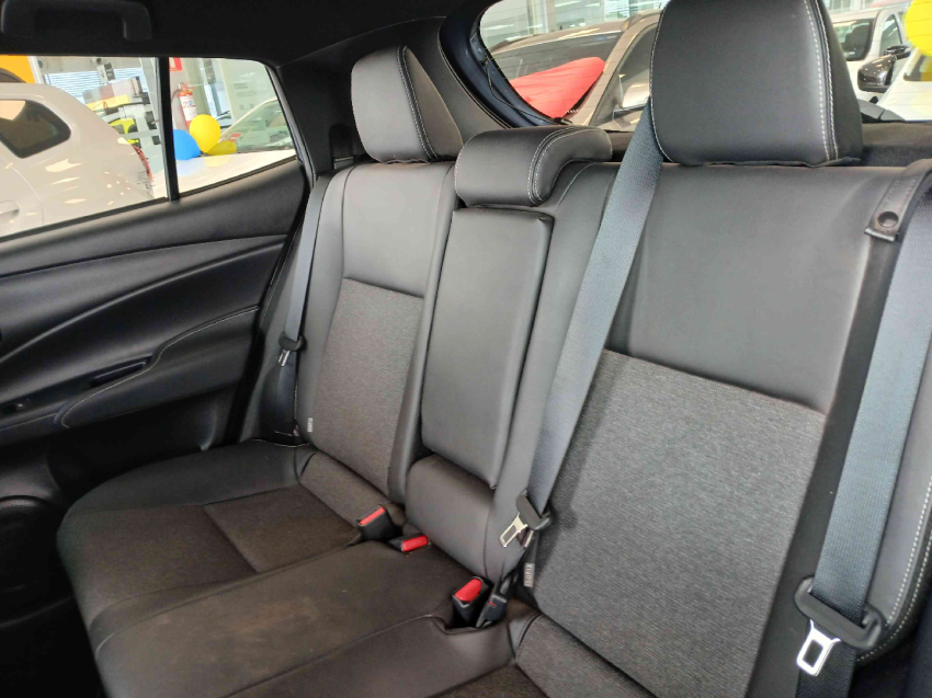 yaris hatch xs 1.5 cvt8