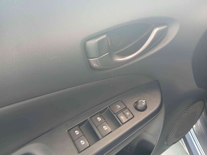 yaris hatch xs 1.5 cvt10