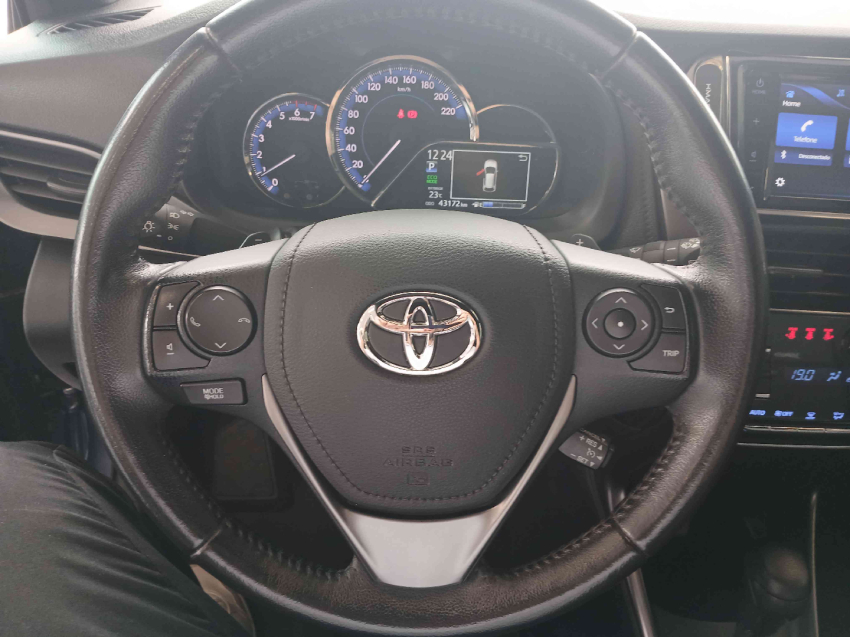 yaris hatch xs 1.5 cvt12
