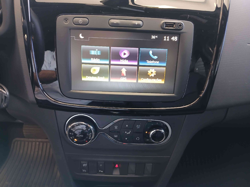 sandero authentique (plus) 1.6 8v14