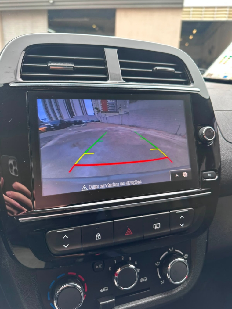 kwid intense 1.0 mt11