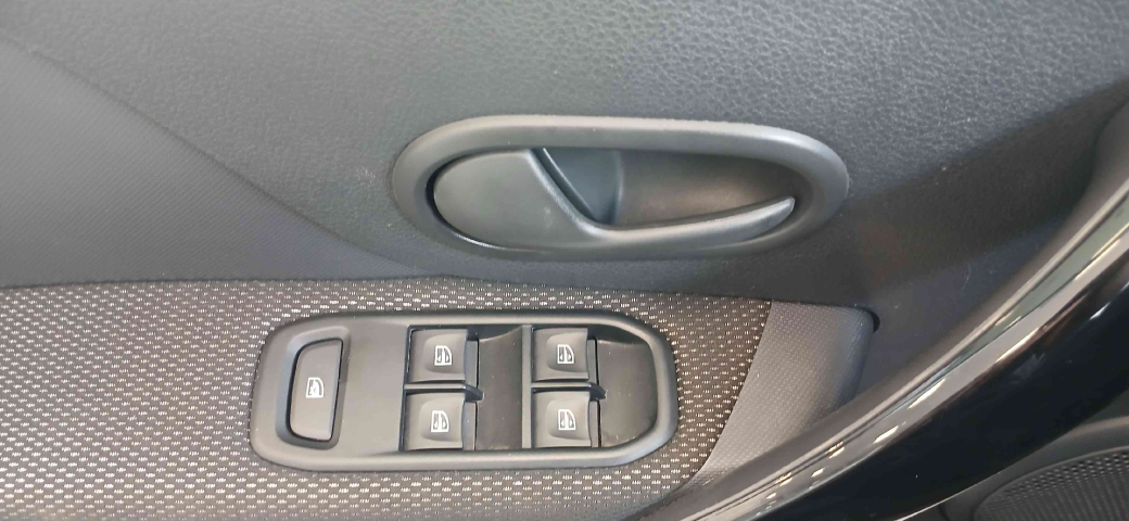 logan zen 1.0 12v sce10